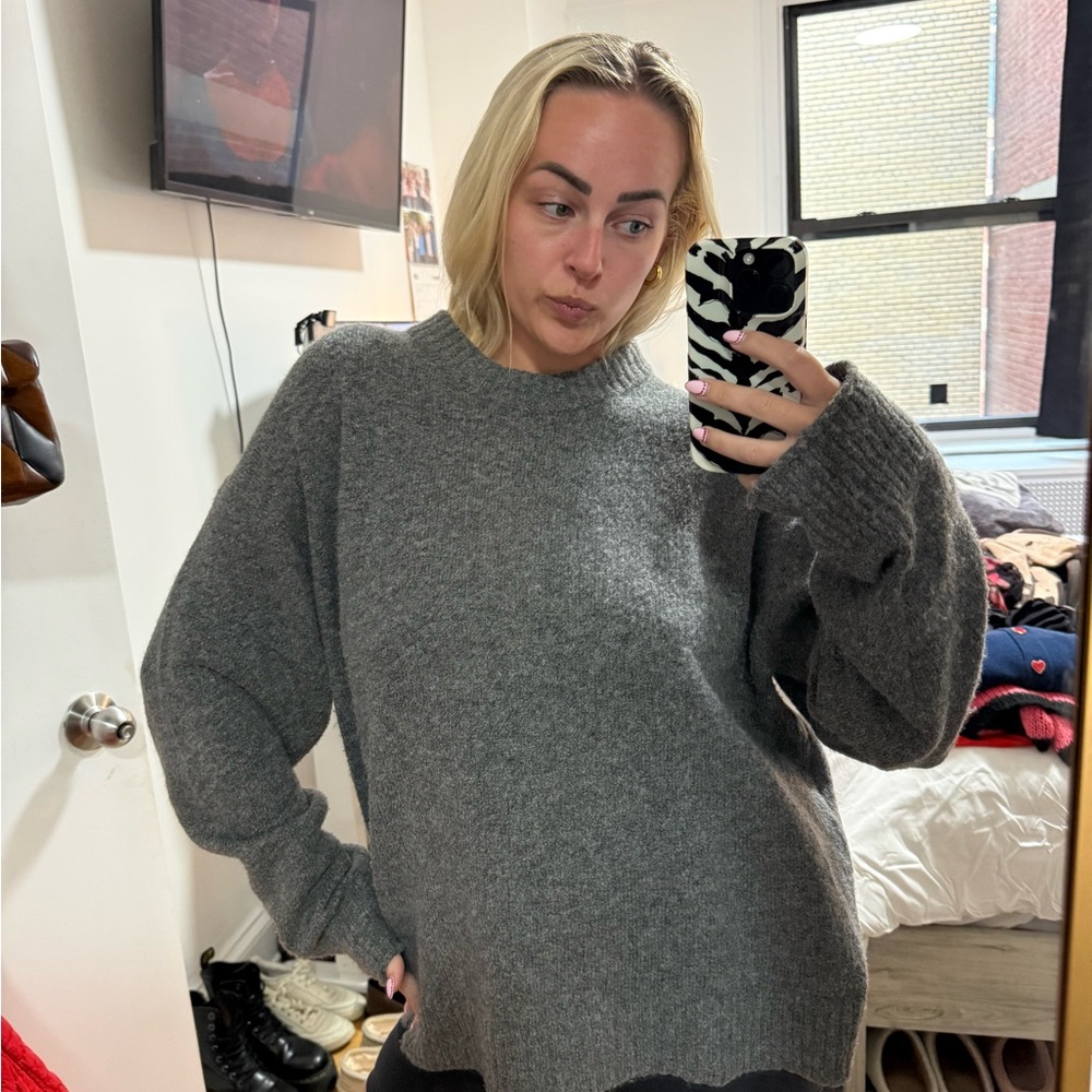 American Eagle Outfitters Charcoal Gray Sweater